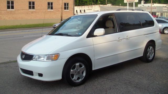 Honda Odyssey 2000 photo 3