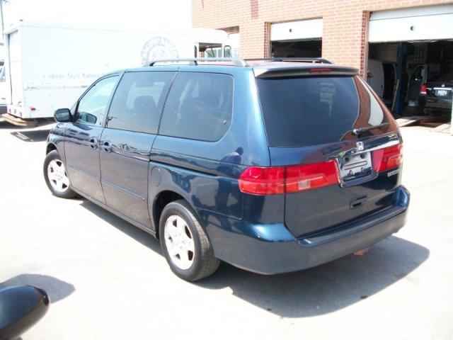 Honda Odyssey 2000 photo 3