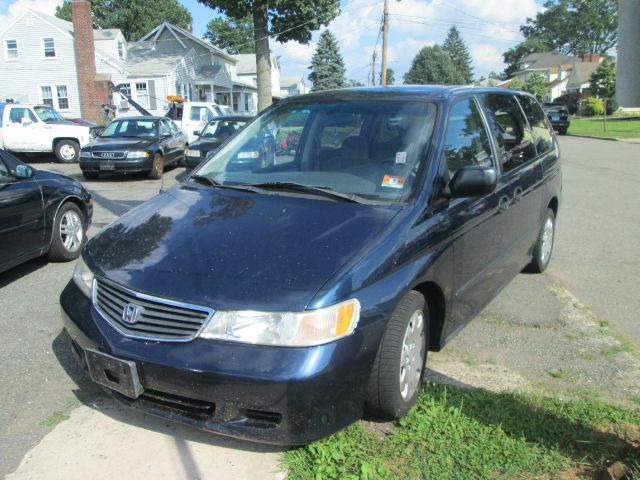 Honda Odyssey 2000 photo 2