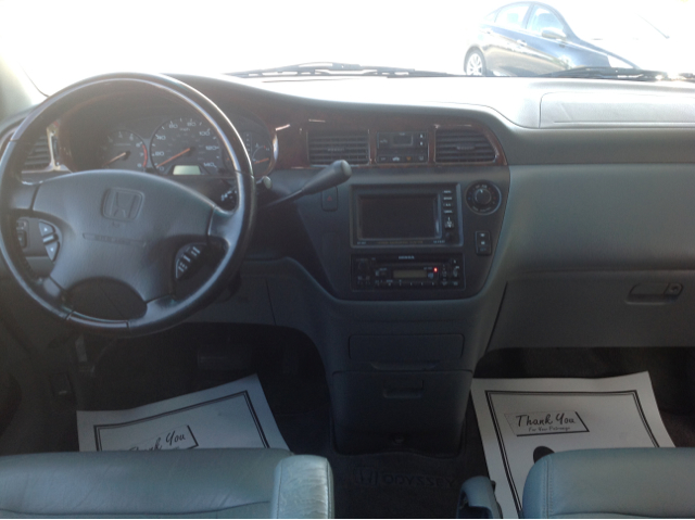 Honda Odyssey 2001 photo 6