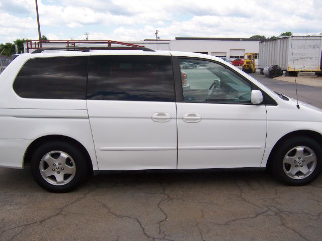 Honda Odyssey 2001 photo 3