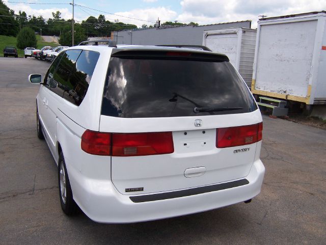 Honda Odyssey 2001 photo 4