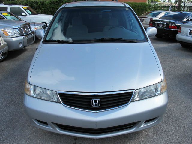 Honda Odyssey 2001 photo 1