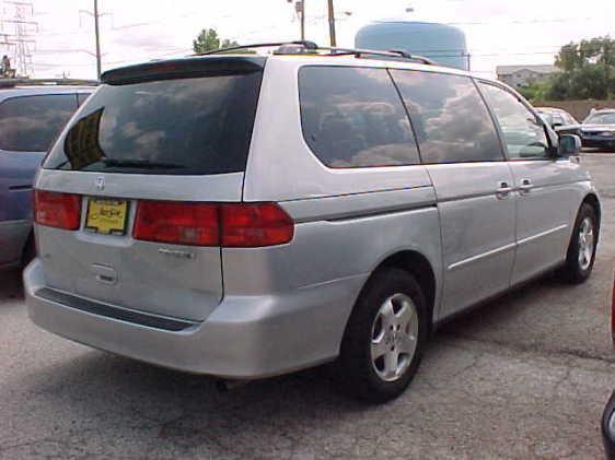 Honda Odyssey 2001 photo 1