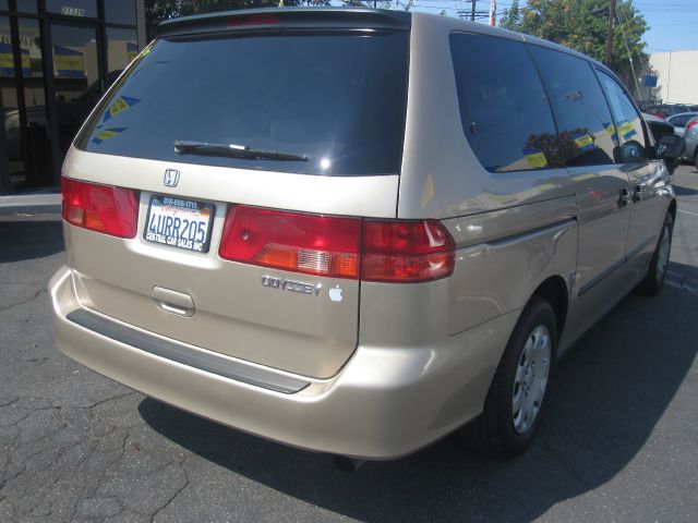 Honda Odyssey 2001 photo 4