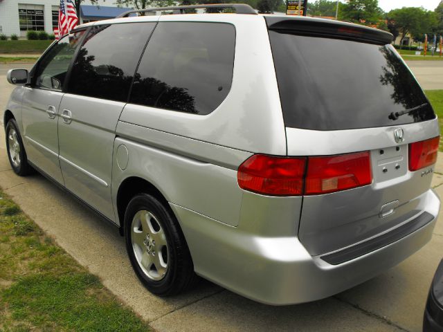 Honda Odyssey 2001 photo 4