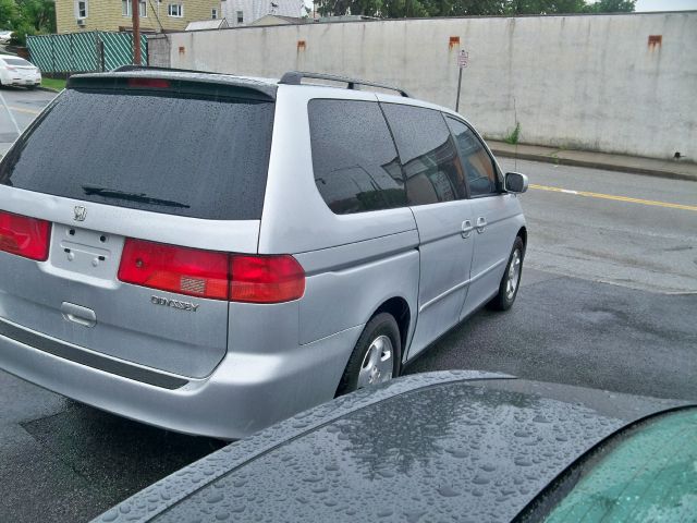 Honda Odyssey 2001 photo 7