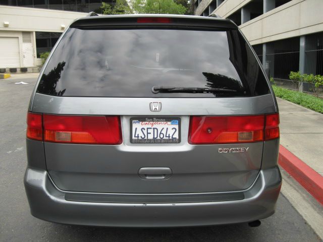 Honda Odyssey 2001 photo 4