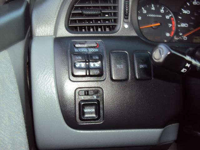 Honda Odyssey 2001 photo 1