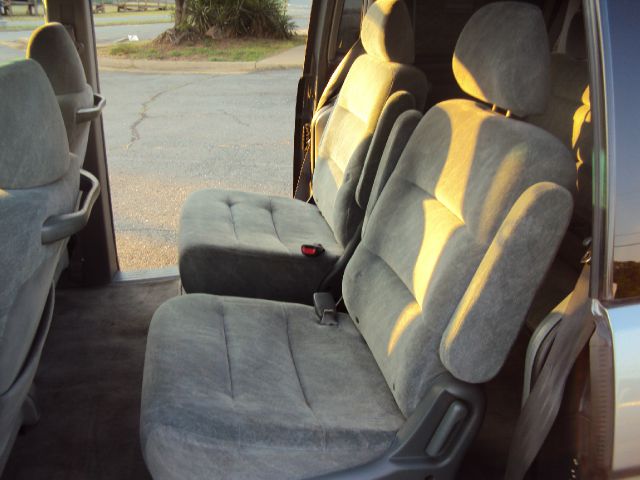 Honda Odyssey 2001 photo 3