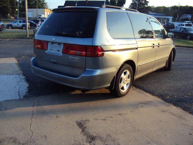 Honda Odyssey 2001 photo 9