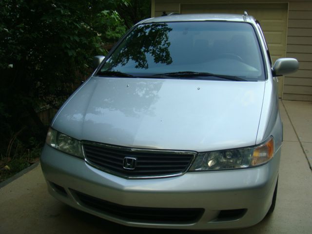 Honda Odyssey 2001 photo 1