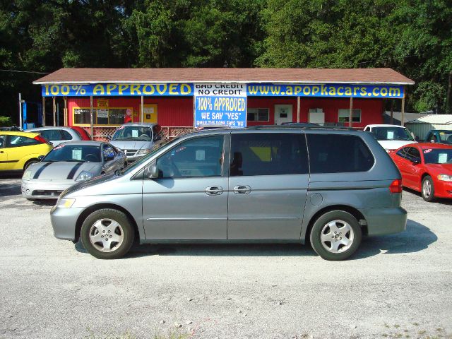 Honda Odyssey 2001 photo 3