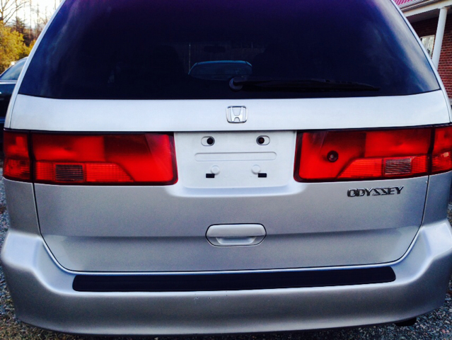 Honda Odyssey 2001 photo 4