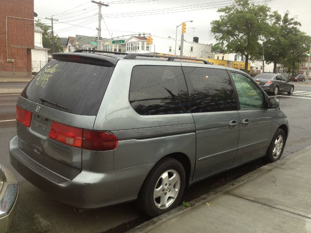 Honda Odyssey 2001 photo 4