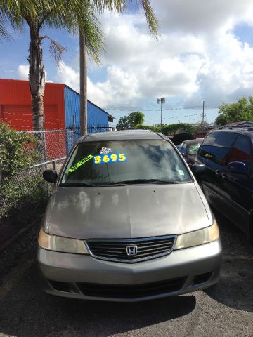 Honda Odyssey 2001 photo 3