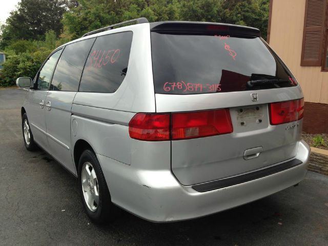 Honda Odyssey 2001 photo 4