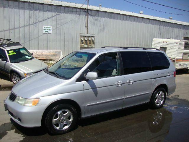 Honda Odyssey 2001 photo 4