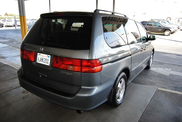 Honda Odyssey 2001 photo 1