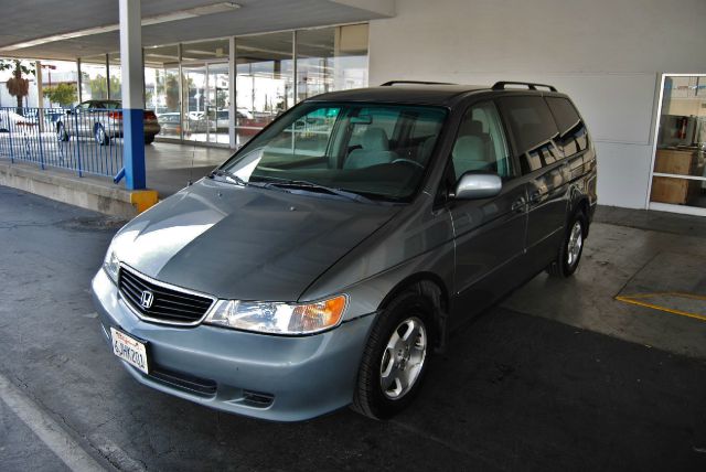 Honda Odyssey 2001 photo 4