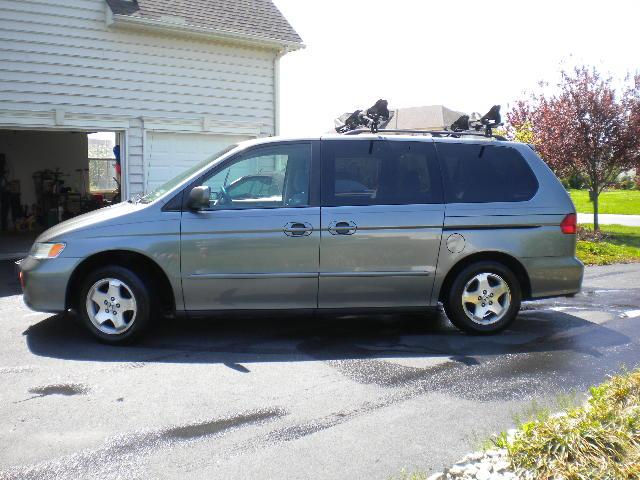 Honda Odyssey 2001 photo 4