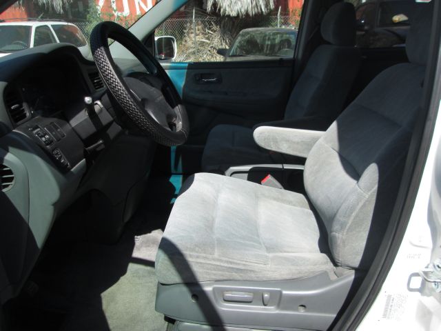 Honda Odyssey 2001 photo 14