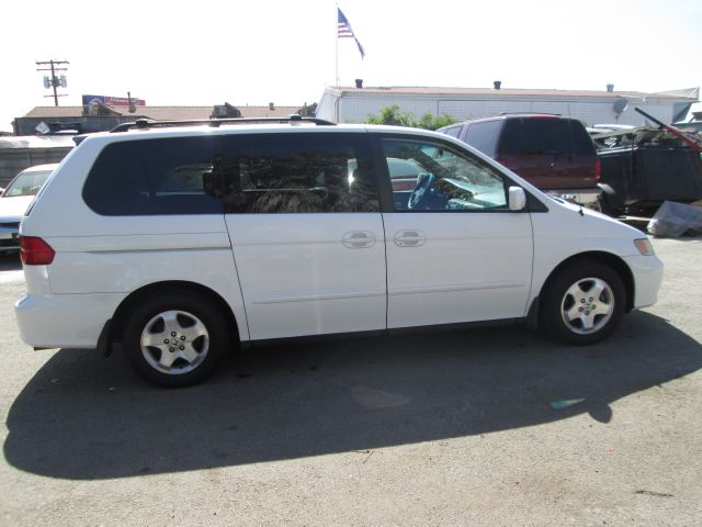 Honda Odyssey 2001 photo 16