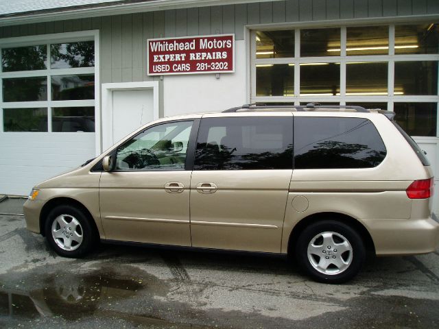 Honda Odyssey 2001 photo 2