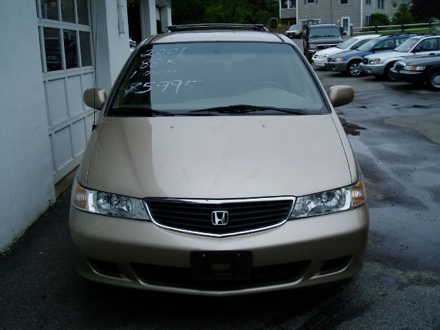 Honda Odyssey 2001 photo 4