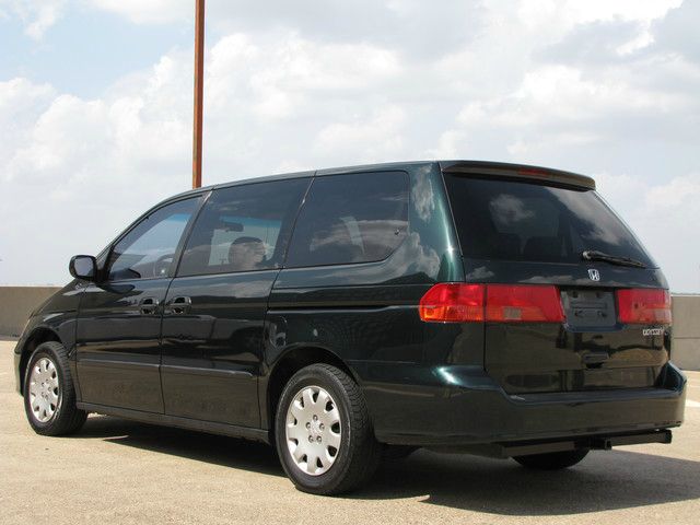 Honda Odyssey 2001 photo 1