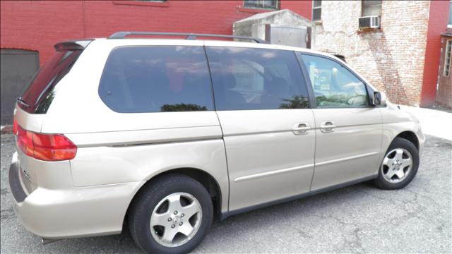 Honda Odyssey 2001 photo 1