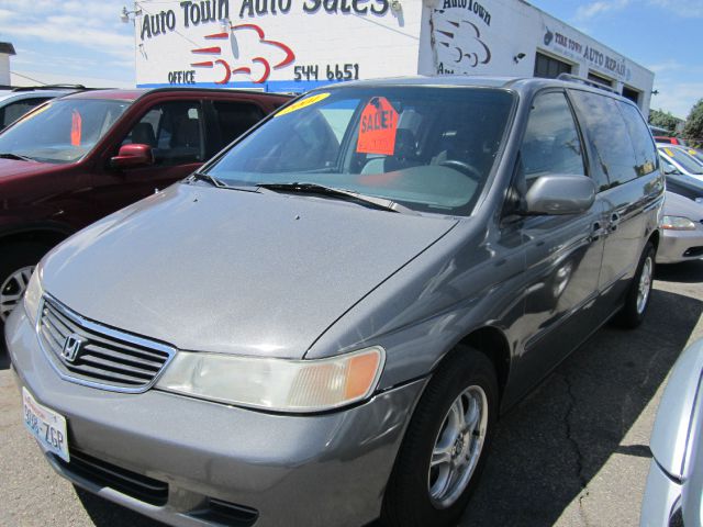 Honda Odyssey 2001 photo 2