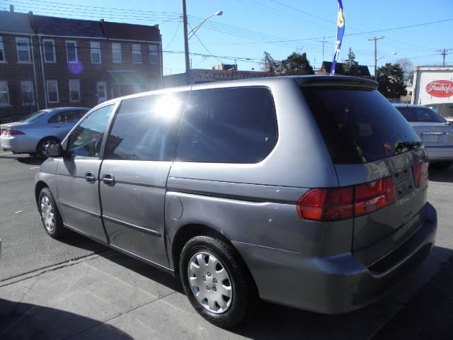 Honda Odyssey 2001 photo 4