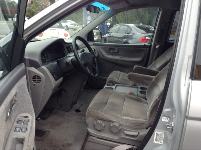 Honda Odyssey 2001 photo 1