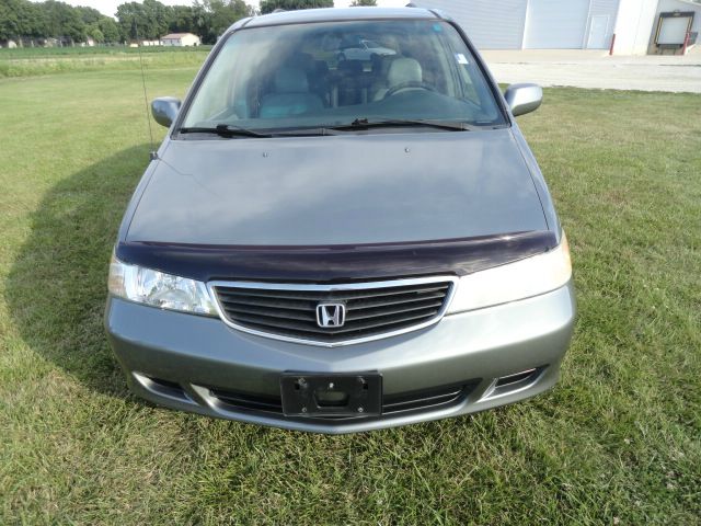 Honda Odyssey 2001 photo 3
