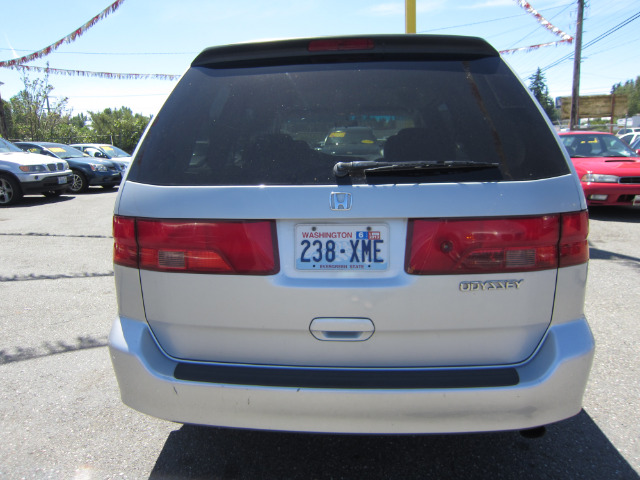 Honda Odyssey 2001 photo 4