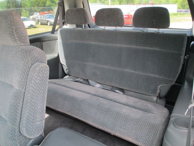 Honda Odyssey 2001 photo 2