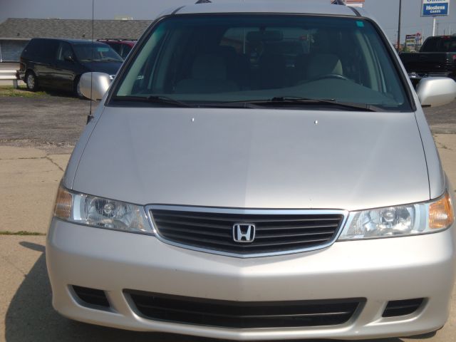 Honda Odyssey 2001 photo 2