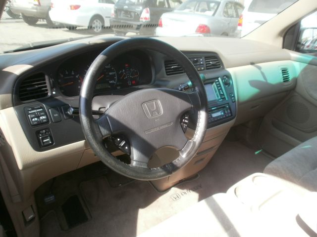 Honda Odyssey 2001 photo 1