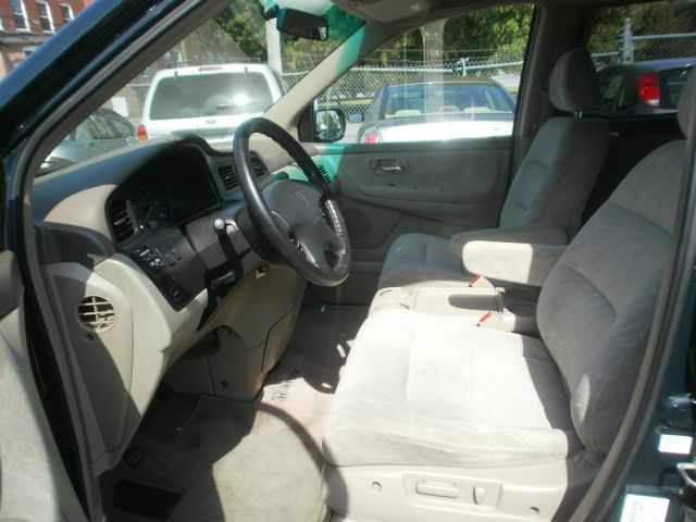 Honda Odyssey 2001 photo 11