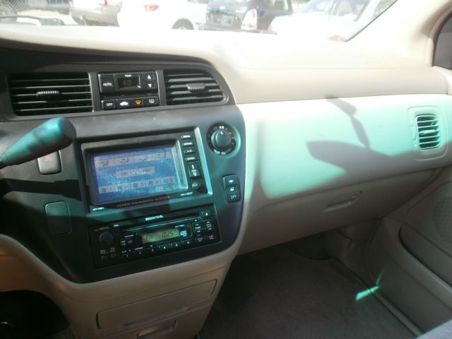 Honda Odyssey 2001 photo 17