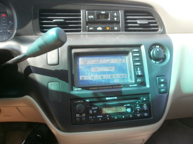 Honda Odyssey 2001 photo 3