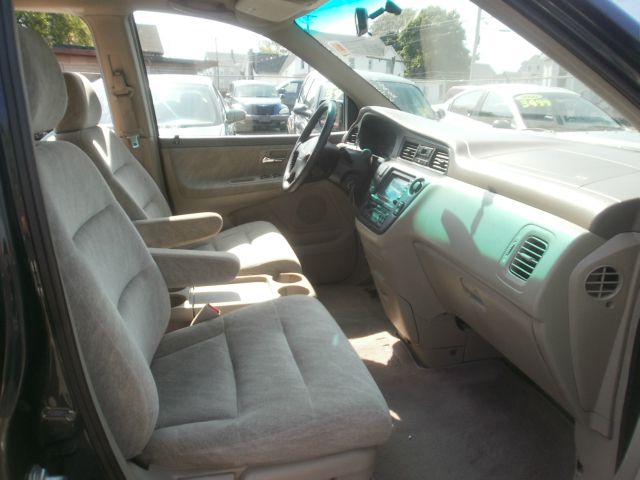 Honda Odyssey 2001 photo 6