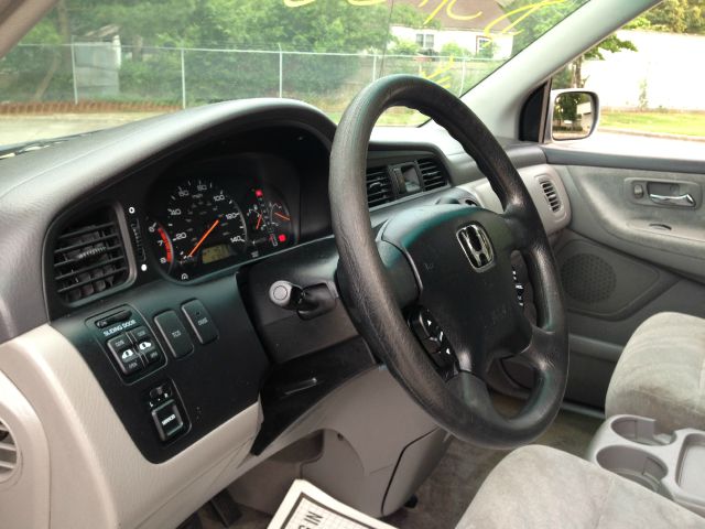 Honda Odyssey 2002 photo 19