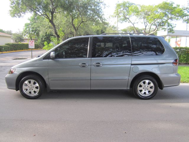 Honda Odyssey 2002 photo 1