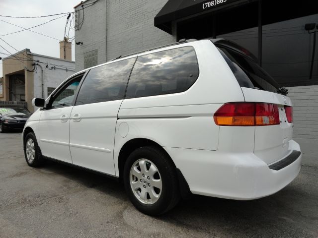 Honda Odyssey 2002 photo 3