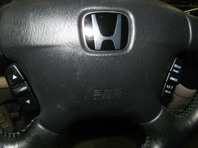 Honda Odyssey 2002 photo 1