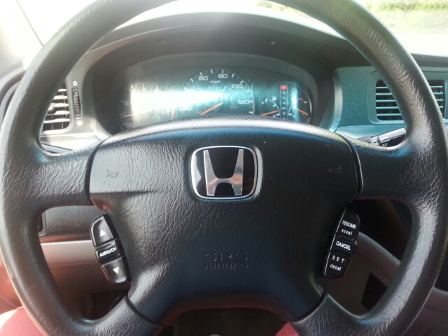 Honda Odyssey 2002 photo 10