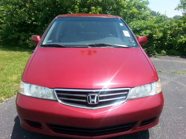 Honda Odyssey 2002 photo 2