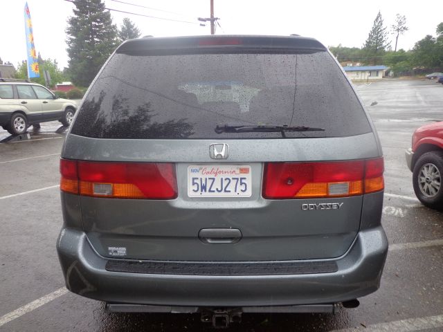 Honda Odyssey 2002 photo 3